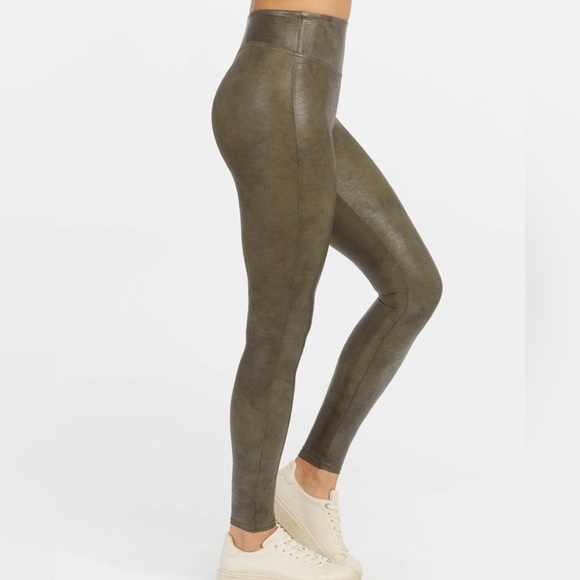 SPANX Faux Leather Croc Shine Leggings Small Darkened Olive 20303R NWOT - Picture 2 of 6